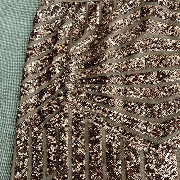 Sequin skirt. NWOT - Picture 4 of 12